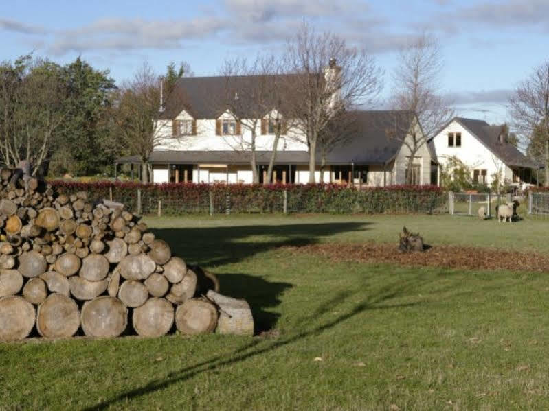 Whitestone Cottages Windwhistle Екстер'єр фото