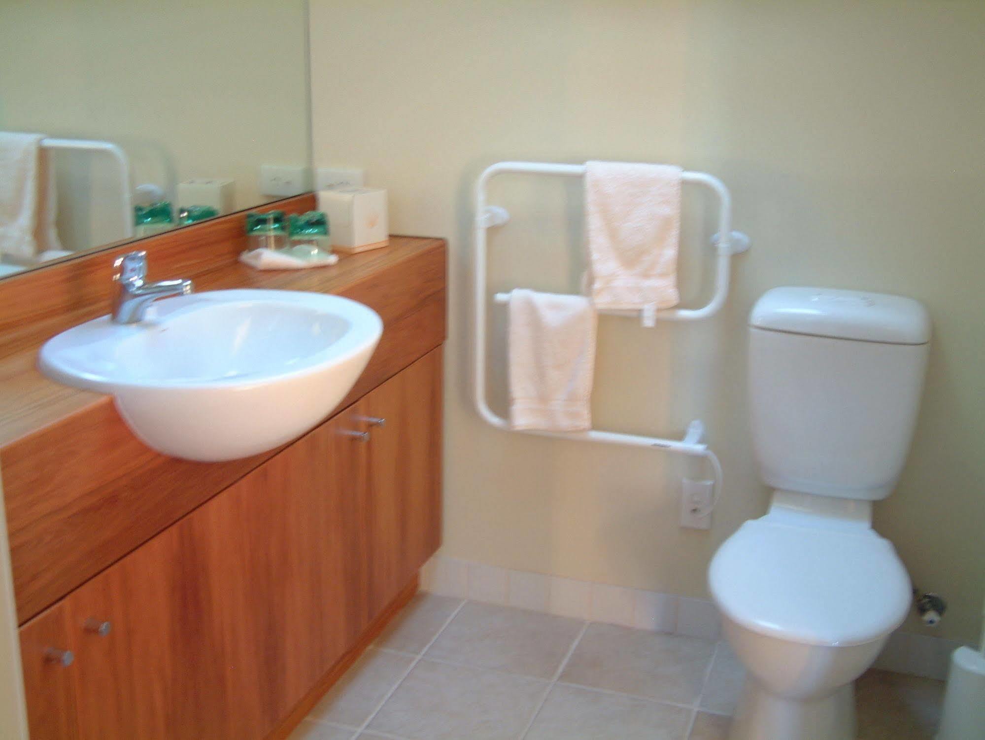 Whitestone Cottages Windwhistle Екстер'єр фото